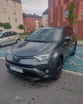 toyota warmińsko-mazurskie Toyota RAV4 cena 115000 przebieg: 132000, rok produkcji 2018 z Kraków